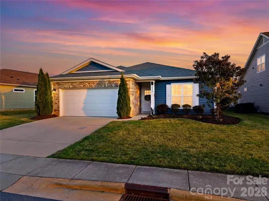 Property Slideshow image 2 of 42 | 4899 looking glass trl, Denver, NC, 28037