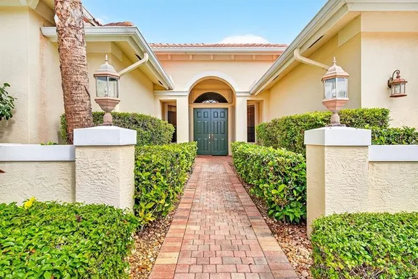 Property Slideshow image 2 of 60 | 6880 antinori ln, Boynton Beach, FL, 33437