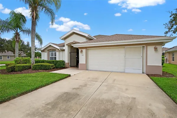 Property Slideshow image 3 of 30 | 5415 swordfern ct, Port Orange, FL, 32128