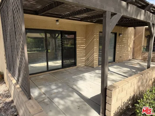 Property Slideshow image 3 of 20 | 11644 kerrie way, Apple Valley, CA, 92308