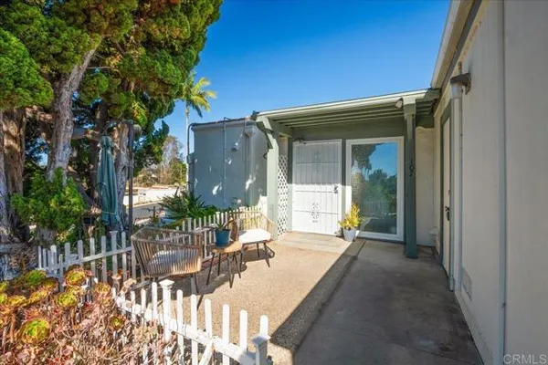 Property Slideshow image 2 of 24 | 3621 vista campana s unit 107, Oceanside, CA, 92057