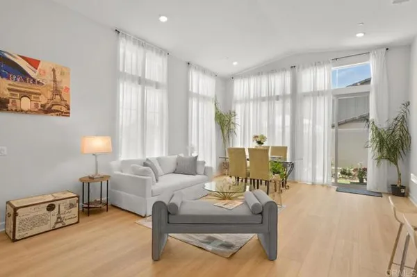 Property Slideshow image 3 of 54 | 12639 elizabeth way, San Diego, CA, 92129