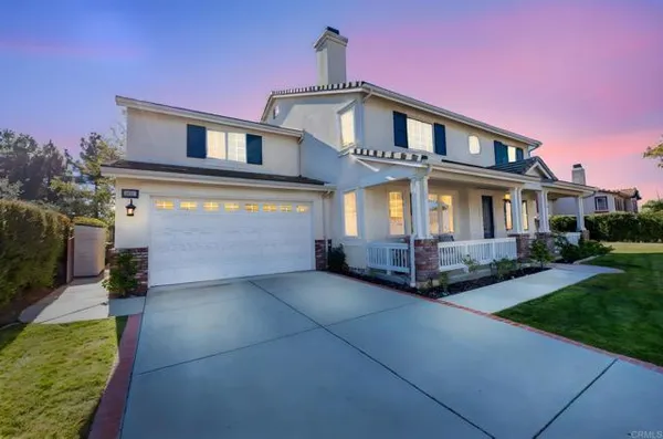 Property Slideshow image 2 of 34 | 10353 pinion trl, Escondido, CA, 92026