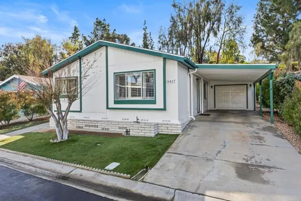 Property Slideshow image 3 of 21 | 5417 spencer ln, Carlsbad, CA, 92008