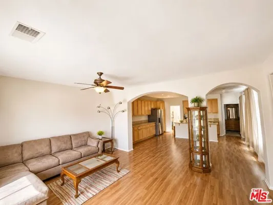 Property Slideshow image 3 of 27 | 128 paint crk, Beaumont, CA, 92223