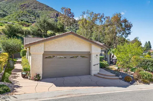 Property Slideshow image 3 of 52 | 6390 san como ln, Camarillo, CA, 93012