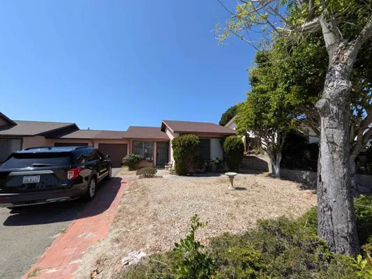 Property Slideshow image 3 of 28 | 1521 temple heights dr, Oceanside, CA, 92056