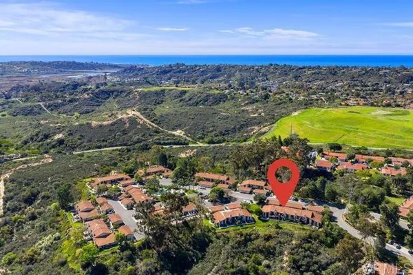 Property Slideshow image 2 of 35 | 2118 valleydale ln, Encinitas, CA, 92024