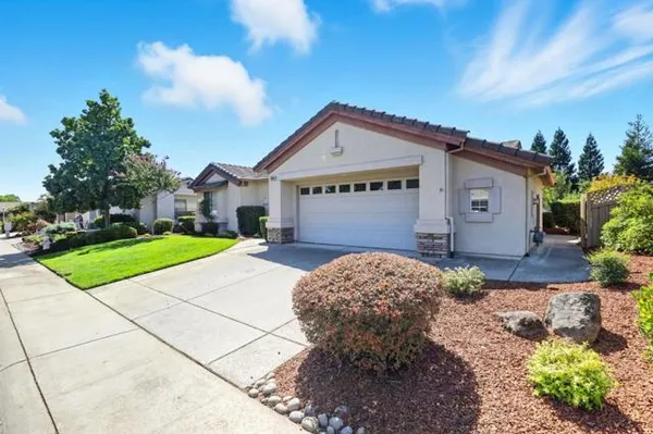 Property Slideshow image 2 of 43 | 1885 starview ln, Lincoln, CA, 95648