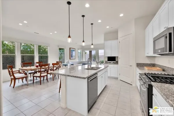 Property Slideshow image 3 of 45 | 38 zinfandel, Rancho Mirage, CA, 92270