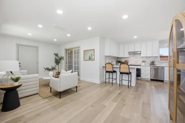 Property Slideshow image 2 of 28 | 12097 pastoral rd, Rancho Bernardo (San Diego), CA, 92128
