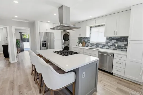 Property Slideshow image 2 of 22 | 3599 mcintire cir, Oceanside, CA, 92056