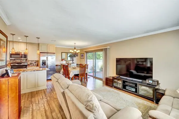 Property Slideshow image 2 of 18 | 1824 forestdale dr, Encinitas, CA, 92024