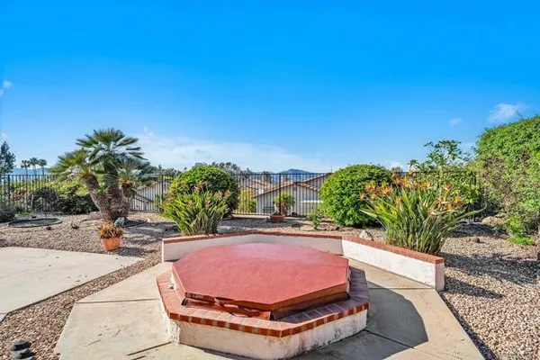 Property Slideshow image 2 of 36 | 18228 corte de casares, San Diego, CA, 92128