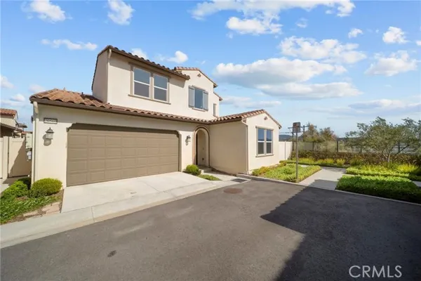 Property Slideshow image 2 of 46 | 20560 galloway dr, Saugus (Santa Clarita), CA, 91350