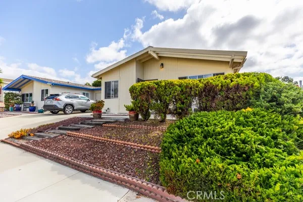 Property Slideshow image 3 of 46 | 3547 mira pacific dr, Oceanside, CA, 92056