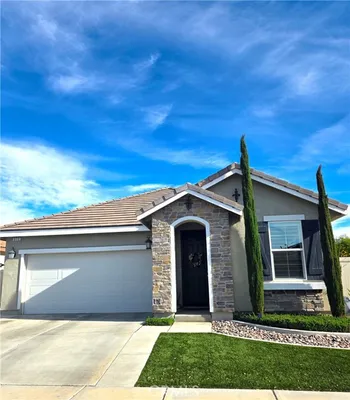 Property Slideshow image 3 of 3 | 372 linnea flds, Beaumont, CA, 92223