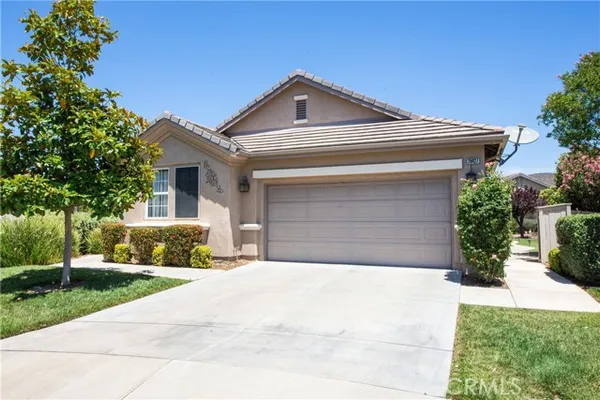 Property Slideshow image 3 of 27 | 29427 bentcreek ct, Menifee, CA, 92584