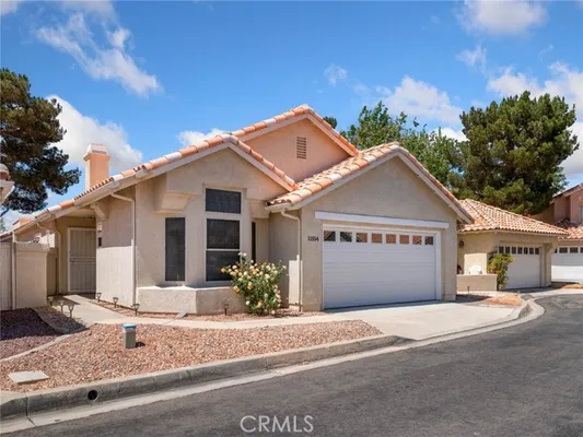 Property Slideshow image 2 of 35 | 11554 francisco pl, Apple Valley, CA, 92308