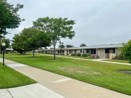 Property Slideshow image 2 of 16 | 13580 medinac ln, Seal Beach, CA, 90740