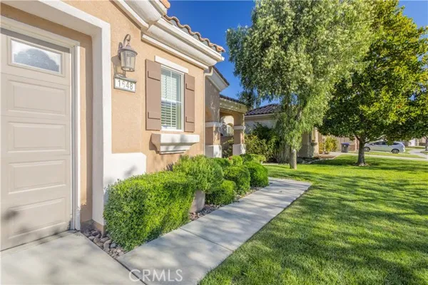 Property Slideshow image 3 of 60 | 1648 via simpatico, Hemet, CA, 92545