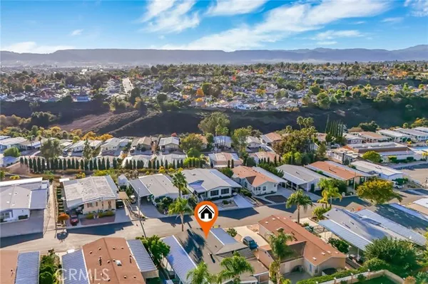 Property Slideshow image 3 of 50 | 38200 via del largo, Murrieta, CA, 92563