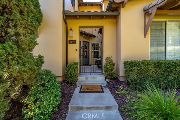 Property Slideshow image 2 of 39 | 1159 spring azure way 31, Nipomo, CA, 93444