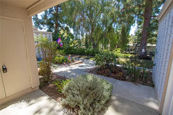 Property Slideshow image 3 of 24 | 422 avenida castilla c, Laguna Woods, CA, 92637