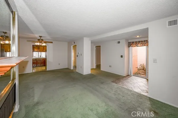 Property Slideshow image 3 of 46 | 18923 circle of friends, Newhall (Santa Clarita), CA, 91321