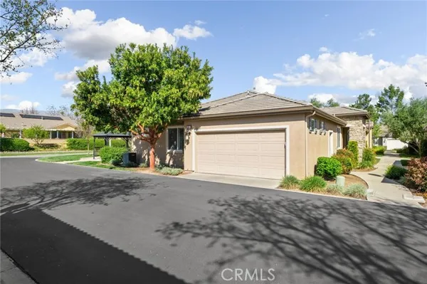 Property Slideshow image 3 of 42 | 1666 beaver crk a, Beaumont, CA, 92223