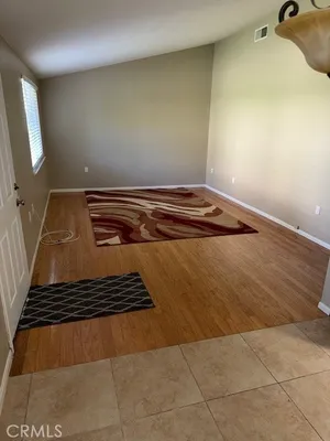 Property Slideshow image 3 of 10 | 26831 avenue of the oaks a, Newhall (Santa Clarita), CA, 91321