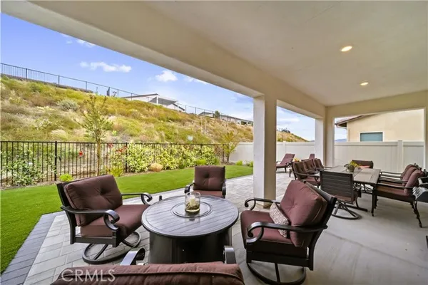 Property Slideshow image 2 of 74 | 29448 via diamante, Valencia, CA, 91354