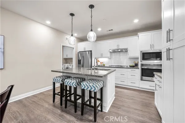 Property Slideshow image 3 of 25 | 20552 galloway dr, Santa Clarita, CA, 91350