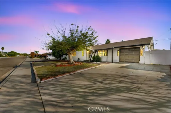 Property Slideshow image 2 of 42 | 28960 olympia way, Menifee, CA, 92586