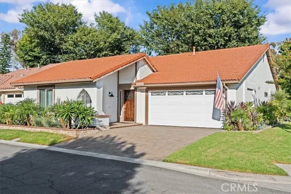 Property Slideshow image 3 of 28 | 27695 via turina, Mission Viejo, CA, 92692