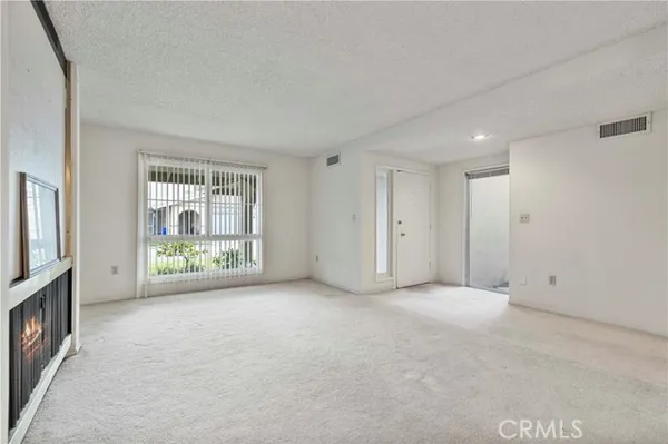 Property Slideshow image 3 of 34 | 26838 avenue of the oaks c, Newhall, CA, 91321