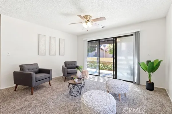 Property Slideshow image 2 of 29 | 19077 elm dr, Apple Valley, CA, 92308