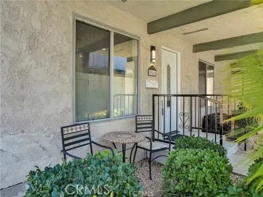 Property Slideshow image 2 of 24 | 19816 spanish oak, Newhall (Santa Clarita), CA, 91321