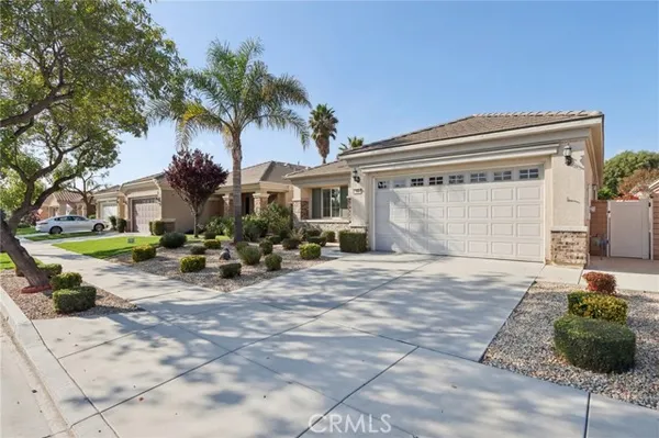 Property Slideshow image 3 of 73 | 1641 via borrego, Hemet, CA, 92545
