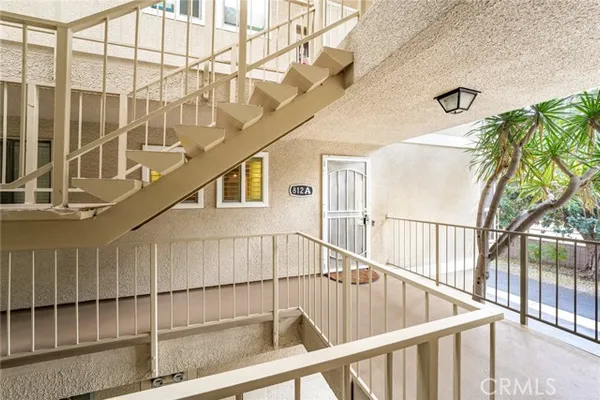 Property Slideshow image 3 of 25 | 812 ronda mendoza, Laguna Woods, CA, 92637