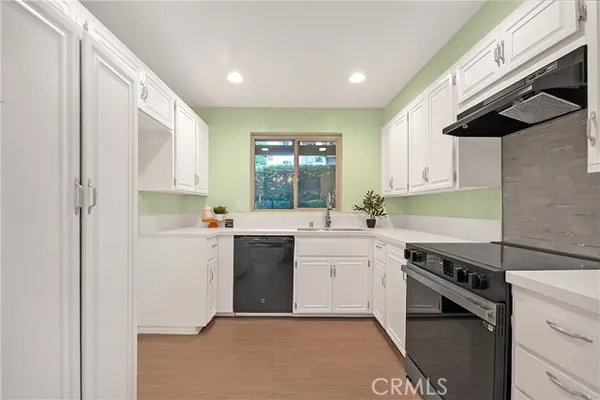 Property Slideshow image 2 of 16 | 1916 fairway cir, San Marcos, CA, 92078