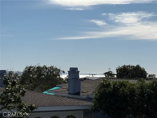 Property Slideshow image 3 of 35 | 3611 daffodil ave 38, Corona Del Mar (Newport Beach), CA, 92625