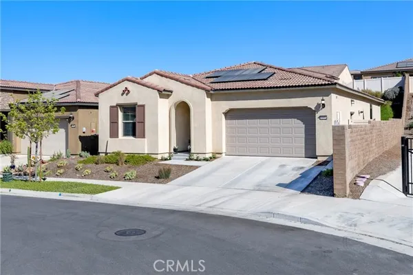 Property Slideshow image 2 of 60 | 11976 discovery ct, Corona, CA, 92883