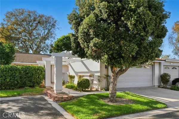 Property Slideshow image 2 of 33 | 3190 via buena vis a, Laguna Woods, CA, 92637