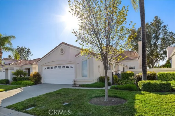 Property Slideshow image 2 of 34 | 40511 via amapola, Murrieta, CA, 92562