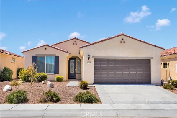 Property Slideshow image 2 of 46 | 18935 lariat st, Apple Valley, CA, 92308
