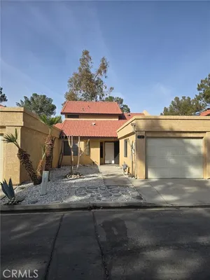 Property Slideshow image 2 of 2 | 11730 oak st, Apple Valley, CA, 92308