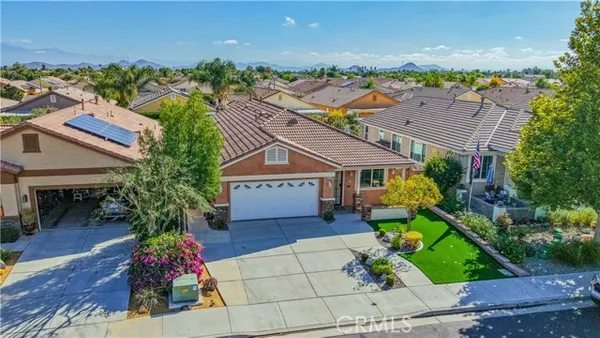 Property Slideshow image 2 of 43 | 30282 silicate dr, Menifee, CA, 92584