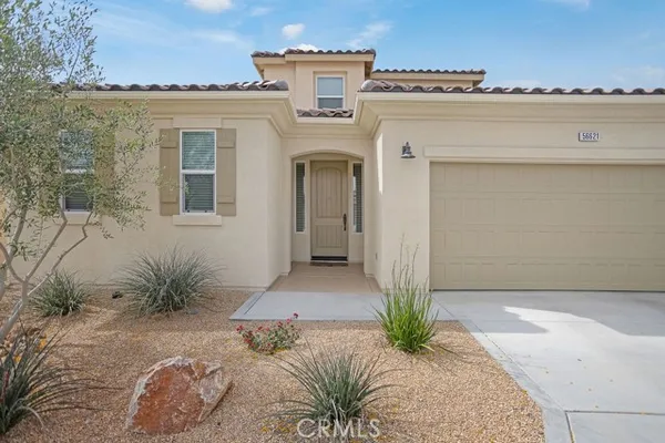 Property Slideshow image 2 of 48 | 56621 desert vista cir, Yucca Valley, CA, 92284