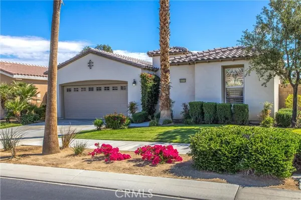 Property Slideshow image 3 of 42 | 60310 desert rose dr, La Quinta, CA, 92253